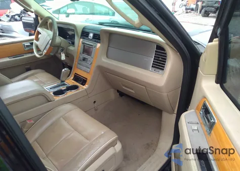 2007 Lincoln Navigator Ultimate z USA, uszkodzony, nr VIN 5LMFU27517LJ10021